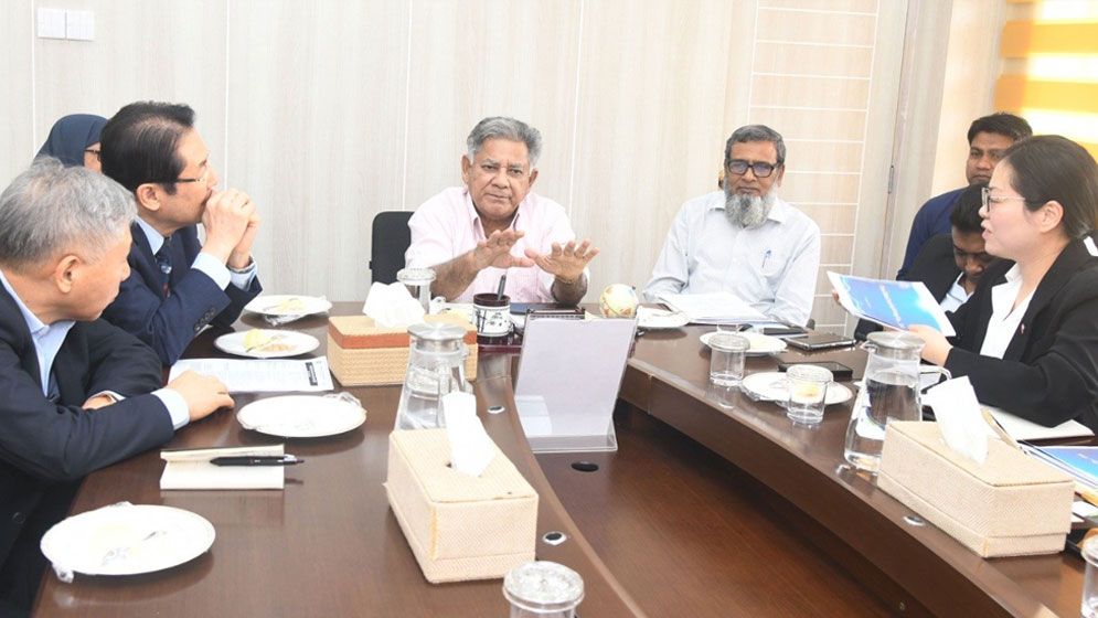 দক্ষিণ কোরিয়াকে বস্ত্র-পাট ও জাহাজ শিল্পে বিনিয়োগের আহ্বান