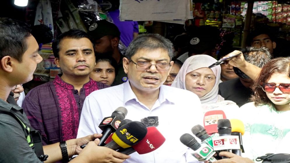 পলিথিন উৎপাদকদের বিরুদ্ধে অভিযান শুরু