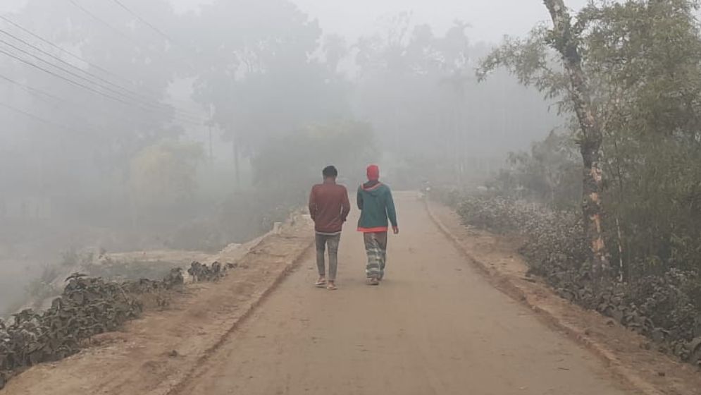পঞ্চগড়ে ফের শৈত্যপ্রবাহ, তাপমাত্রা ৯ ডিগ্রির ঘরে