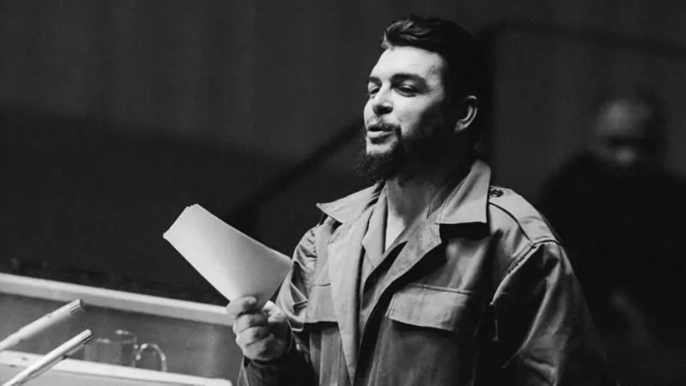 চে গুয়েভারার ডায়েরি কীভাবে কিউবা পৌঁছেছিল?