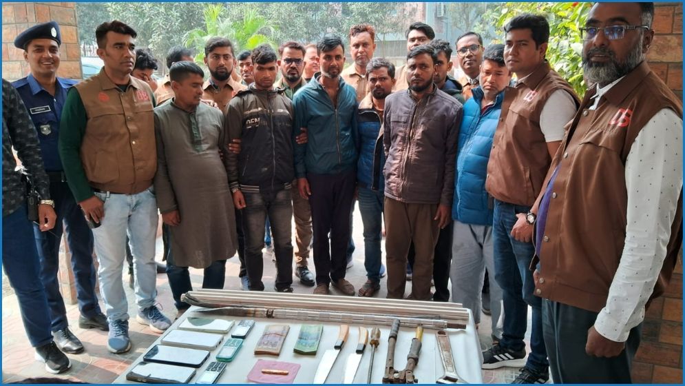 সচিবের বাড়িতে ডাকাতি, মাস্টারমাইন্ডসহ গ্রেপ্তার ৭