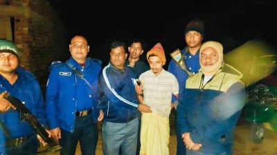 কক্সবাজারে স্ত্রীকে ছুরিকাঘাতে হত্যা, পলাতক স্বামী আটক