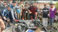 নাটোরের সড়কে প্রাণ গেল ৩ শিক্ষার্থীর