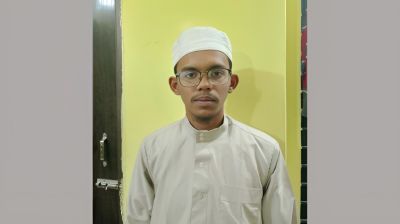 শরীরে বুলেট নিয়ে কাতরাচ্ছেন মাদ্রাসাছাত্র ইমরান