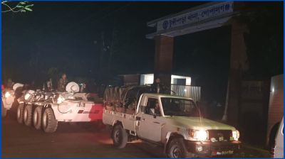 টুঙ্গিপাড়ায় পুলিশের নিরাপত্তায় সেনাবাহিনী