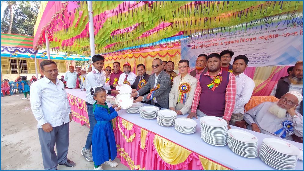 সাবগ্রাম কুদরতিয়া উচ্চ বিদ্যালয়ে বার্ষিক ক্রীড়া প্রতিযোগিতা ও পুরস্কার বিতরণ