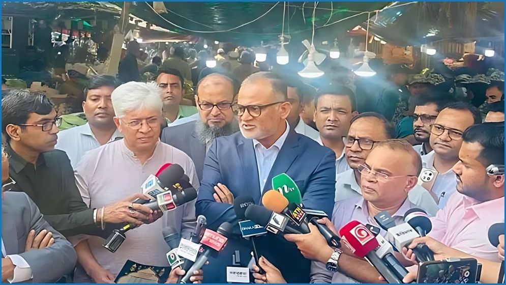 সয়াবিন তেলের সরবরাহ ২ দিনের মধ্যে স্বাভাবিক হবে : বাণিজ্য উপদেষ্টা