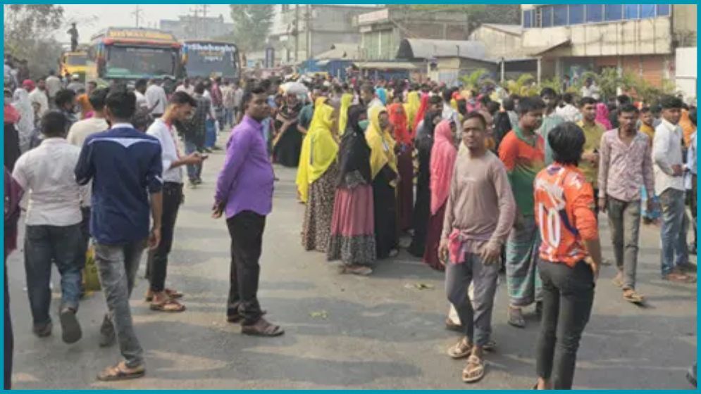 ফের ট্রাক চাপায় শ্রমিক নিহত, ঢাকা-ময়মনসিংহ মহাসড়ক অবরোধ