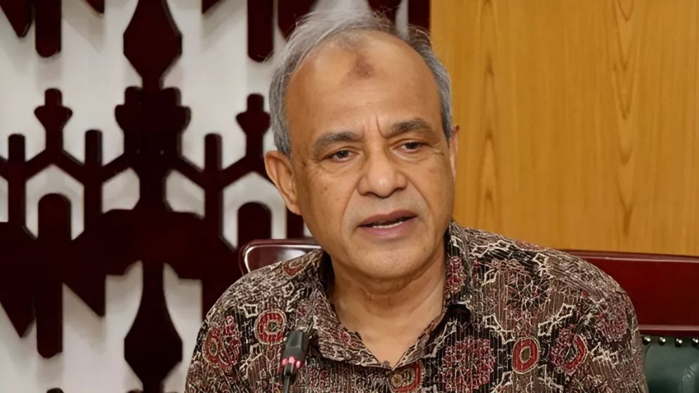 র্যাব ও এপিবিএন হেডকোয়ার্টার পরিদর্শনে স্বরাষ্ট্র উপদেষ্টা