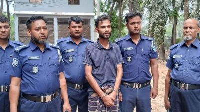 ছাত্রদল নেতার ঘরে মিলল আগ্নেয়াস্ত্র