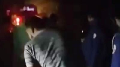 মহাসড়কে গাছ ফেলে বাসে ডাকাতি