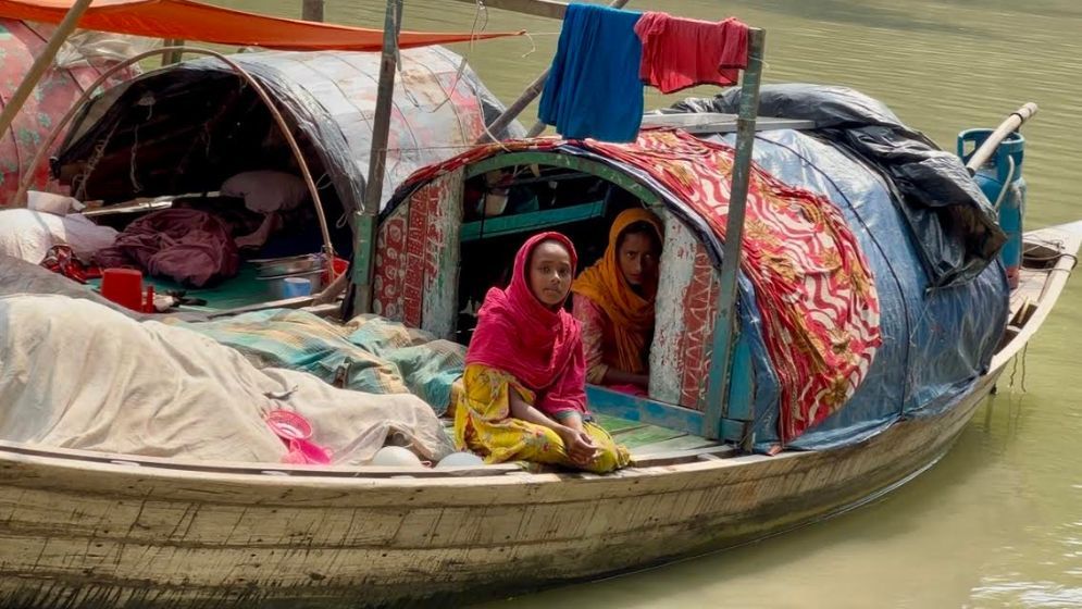‘খাইতেই পারি না, ঈদের মার্কেট করমু কেমনে?’