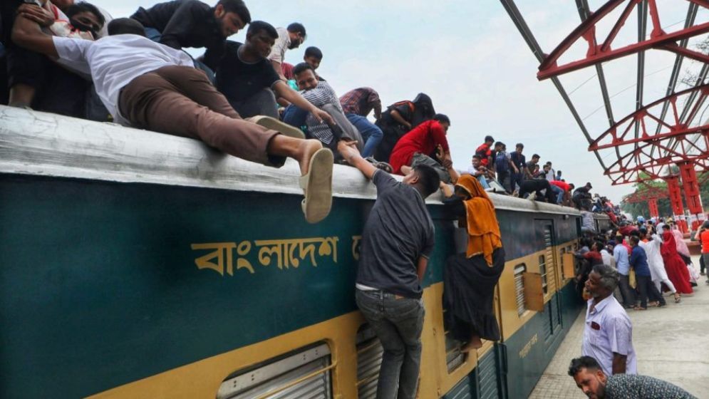 বখশিসের নামে ৮৩২ কোটি টাকার ‘ভাড়া নৈরাজ্য’