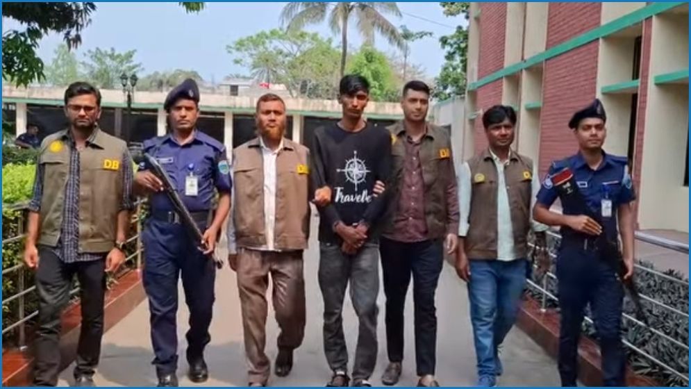 পুলিশ সুপারের দেহরক্ষী পরিচয়ে চাঁদাবাজি, গ্রেপ্তার ১