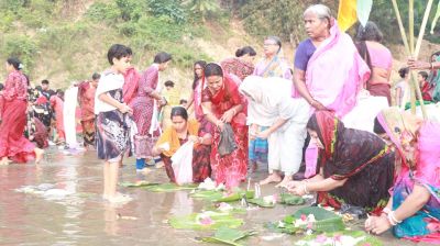 বান্দরবানে সনাতন সম্প্রদায়ের গঙ্গা পূজা ও বারুনী স্নান অনুষ্ঠিত