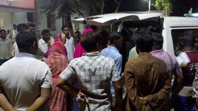 অটোরিকশা স্ট্যান্ড দখল নিয়ে বিএনপি সমর্থকদের সংঘর্ষ