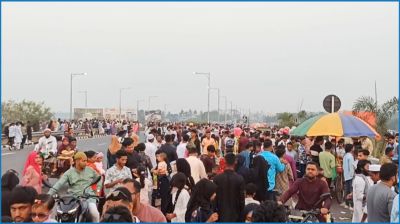 ঈদ আনন্দে মুখর ভাঙ্গা গোলচত্বর, দর্শনার্থীদের মিলনমেলা