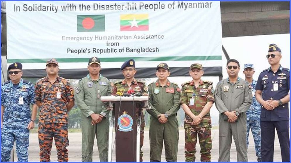 বাংলাদেশের ত্রাণসামগ্রী ও চিকিৎসক দল পৌঁছালো মিয়ানমারে