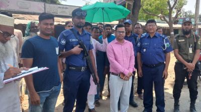সাপাহারে সড়ক দুর্ঘটনা এড়াতে অভিযান, ১৬ মামলা