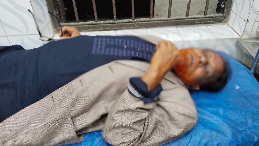 ডোমারে সাংবাদিককে হাত-পা বেঁধে নির্যাতনের অভিযোগ