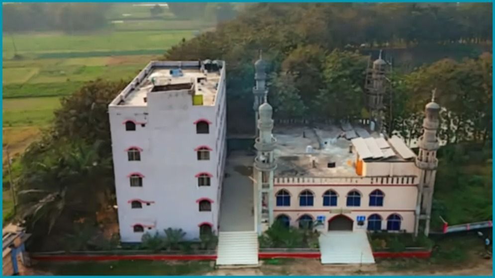 সাভার-ধামরাইয়ের একমাত্র মাদ্রাসা হিসেবে দাওরায় সিরিয়াল পেল জিয়াউল উলুম