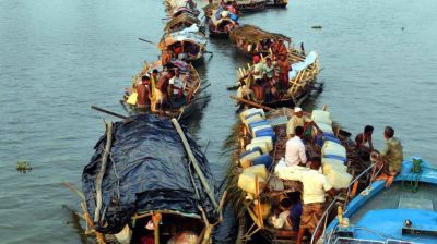 সুন্দরবনে মধু আহরণে গেলেন ৬ শতাধিক মৌয়াল