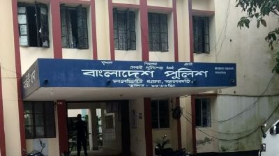 ঝালকাঠিতে মা-ছেলের ঝুলন্ত লাশ উদ্ধার