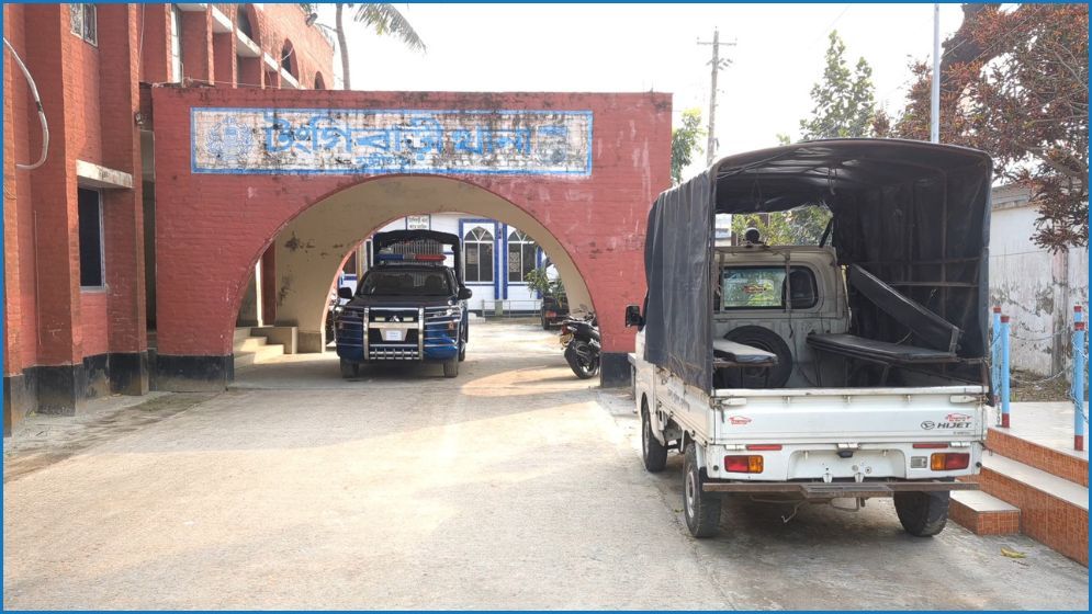 স্ত্রীকে হত্যা করে তিন সন্তানসহ স্বামী উধাও