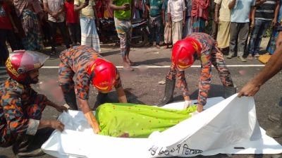 গৌরনদীতে বাসচাপায় প্রাণ গেল শিশুর