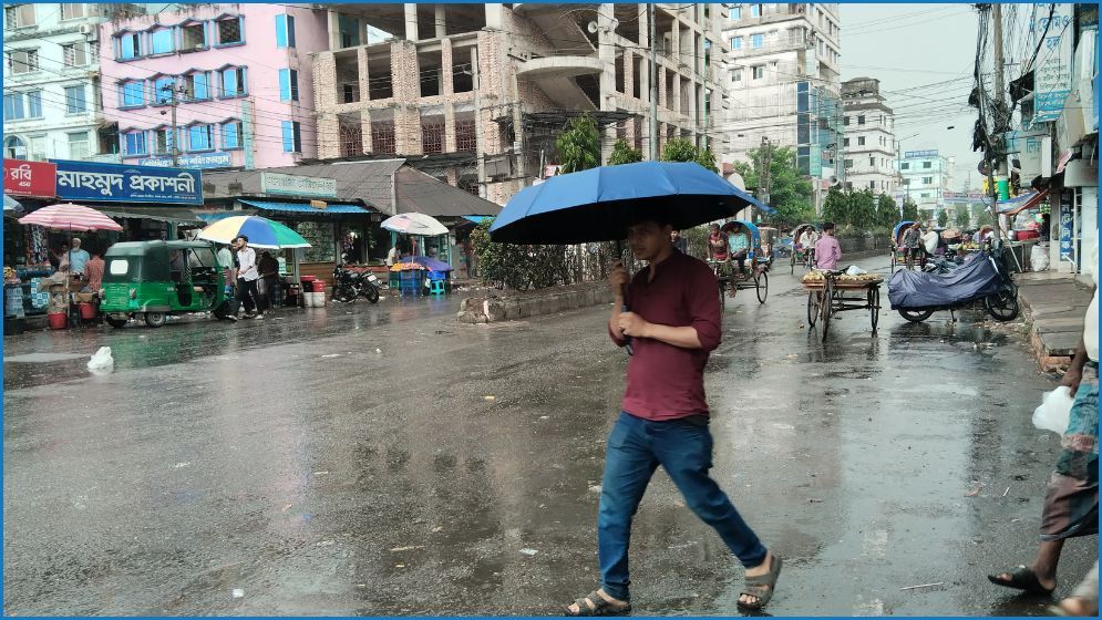 দাবদাহের পর ফেনীতে স্বস্তির বৃষ্টি