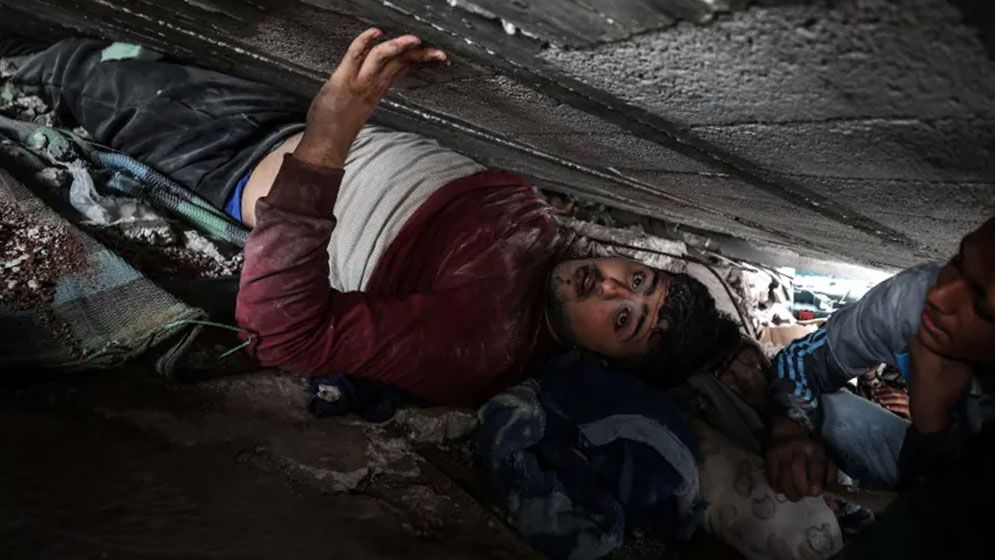 গাজার শুজাইয়ায় ইসরায়েলি হামলায় নিহত ৩৫