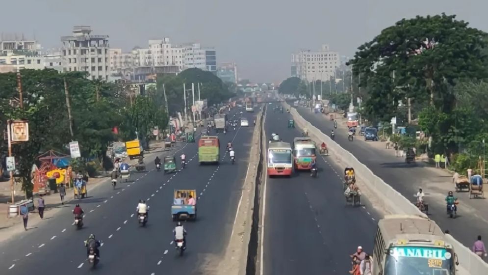 ফের দূষণের মাত্রা কমল ঢাকার বাতাসে