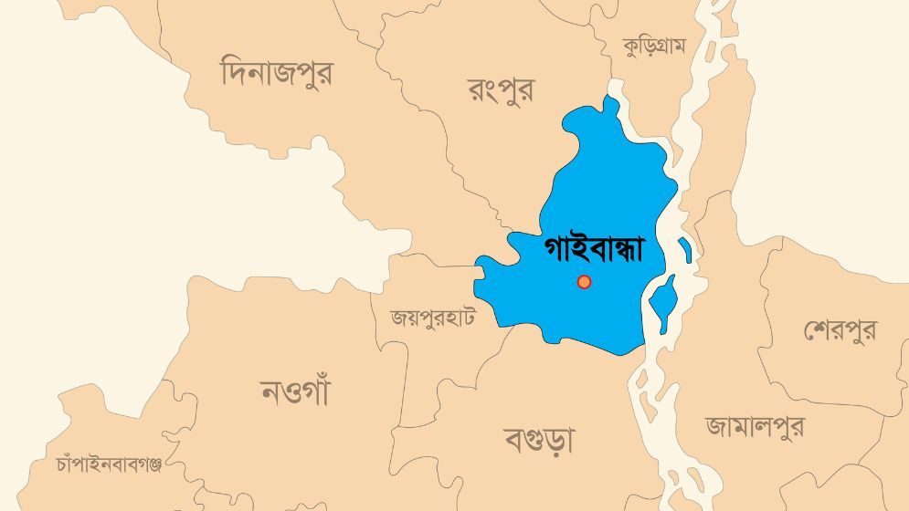 কথাকাটাকাটির জেরে হামলা-ভাঙচুর, আটক ৩