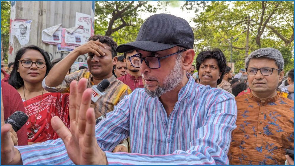 ‘বর্ষবরণের উৎসবকে রাজনীতির হাতিয়ার হিসেবে ব্যবহার করা হয়েছে’
