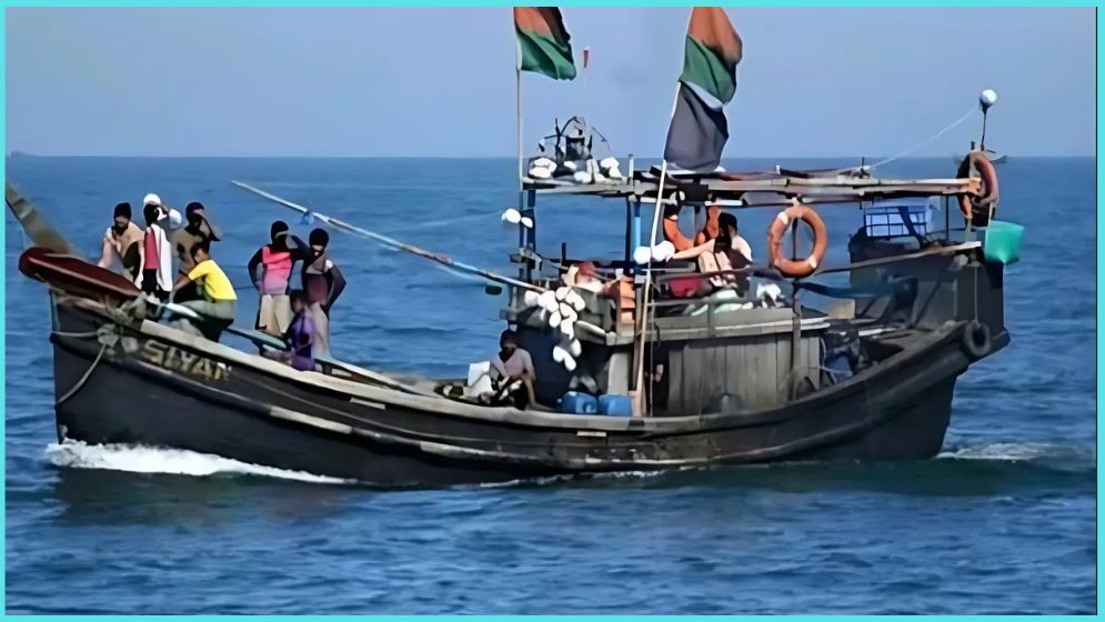 মঙ্গলবার থেকে সমুদ্রে মাছ ধরায় ৫৮ দিনের নিষেধাজ্ঞা