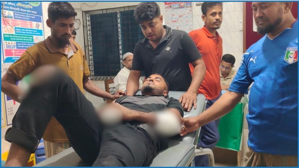 নাজিরপুরে চাঁদা চাওয়া নিয়ে বিএনপির দু’গ্রুপের সংঘর্ষ