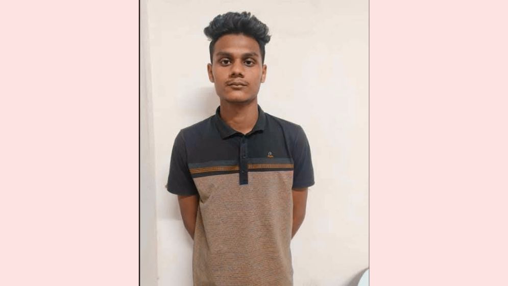 ধানমন্ডিতে গাড়ি থেকে টাকা তোলা ভাইরাল সেই তরুণ আটক