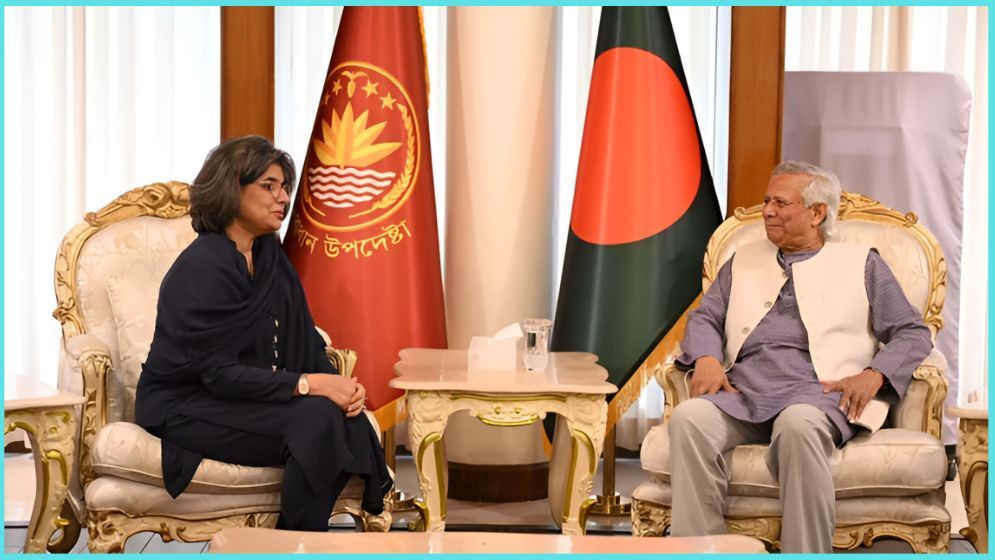 পাকিস্তানের সঙ্গে সম্পর্ক জোরদারের আহ্বান প্রধান উপদেষ্টার