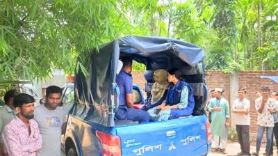 লালমোহনে দাখিল পরীক্ষায় প্রক্সি দিতে গিয়ে শিক্ষার্থী আটক