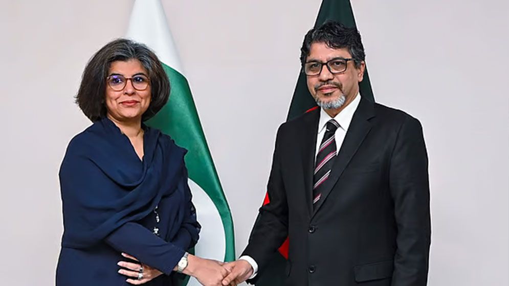 ফ্রান্স-ইংল্যান্ড শত বছর যুদ্ধ করেও হাত মিলিয়েছে : উপ-প্রেস সচিব