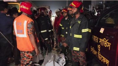 ঝিনাইদহে বিকল ট্রাক উল্টে নিহত ১