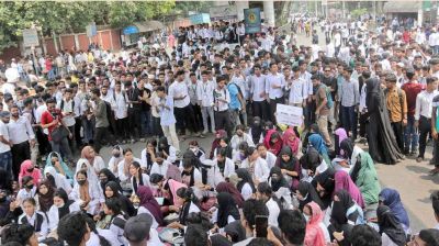 জুমার পর কাফনের কাপড় বেঁধে গণমিছিল করবেন পলিটেকনিক শিক্ষার্থীরা