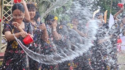 বান্দরবানে শেষ হলো মারমা সম্প্রদায়ের সাংগ্রাই উৎসব