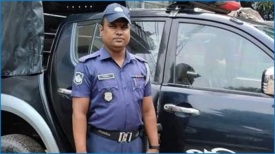 ইমিগ্রেশন চেকপোস্টে পুলিশ কনস্টেবলের ঝুলন্ত মরদেহ উদ্ধার