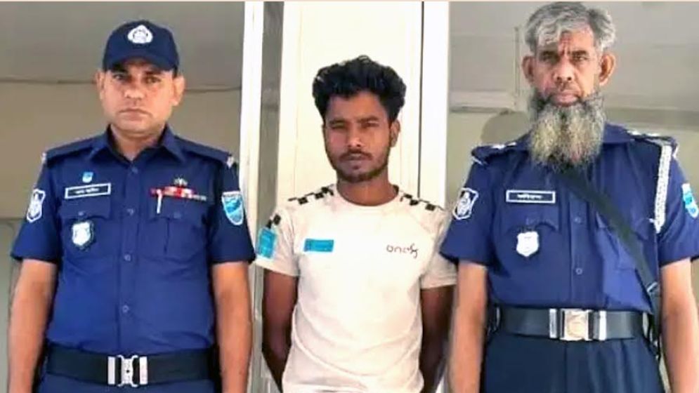 মেয়েকে ধর্ষণের দায়ে বাবা গ্রেপ্তার