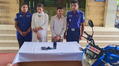 নৌবাহিনীর সদস্য পরিচয়ে প্রতারণা, স্বামী-স্ত্রী গ্রেপ্তার