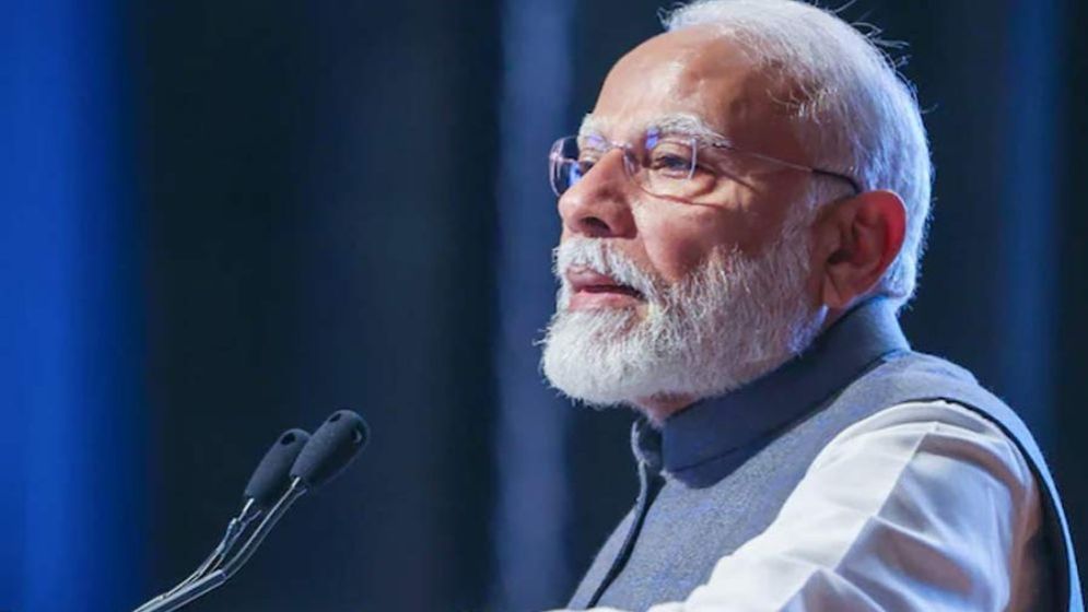 সন্ত্রাসবাদীদের খুঁজে বের করে কঠোর শাস্তি দেওয়া হবে : মোদী