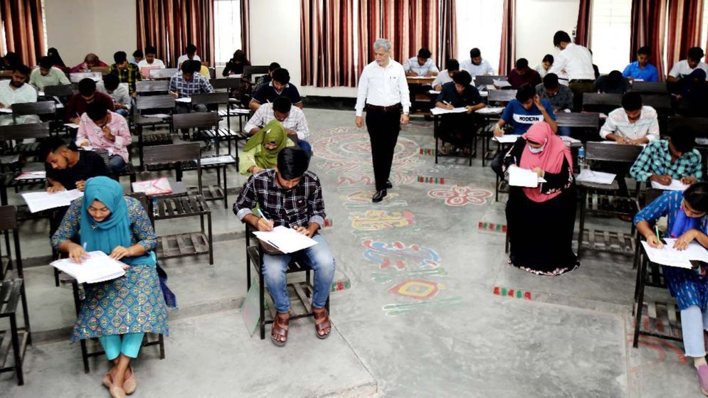 ভাসানী বিশ্ববিদ্যালয়ে ‘সি’ ইউনিটের ভর্তি পরীক্ষা সম্পন্ন