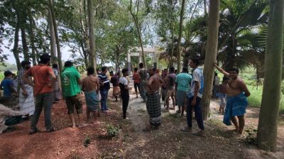 নদীর ধারে মিলল অজ্ঞাত যুবকের মরদেহ