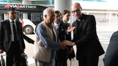 রোমে পৌঁছেছেন প্রধান উপদেষ্টা